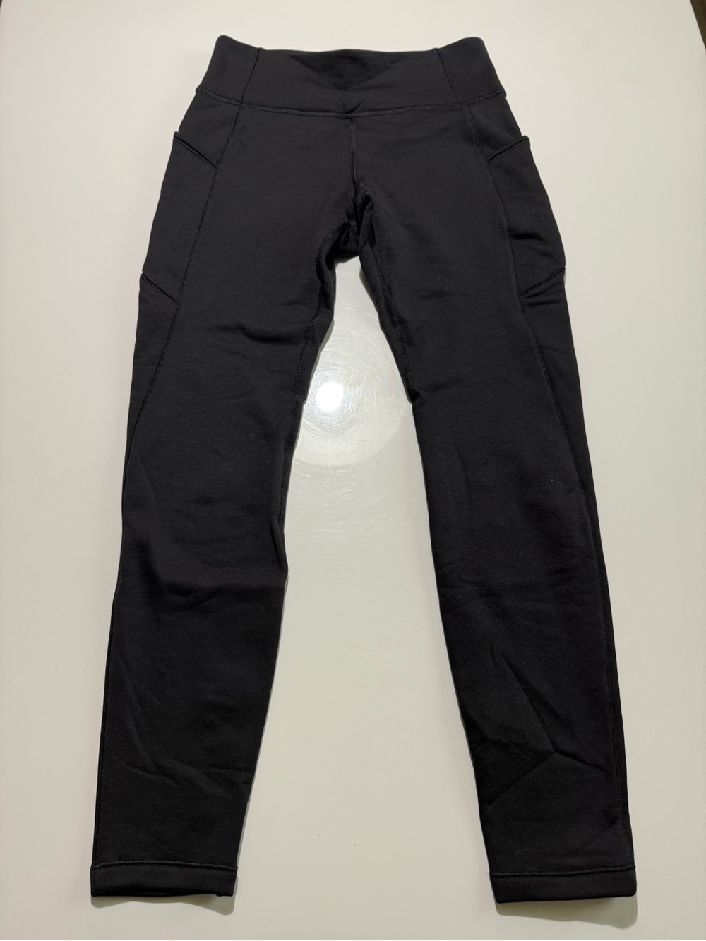 Athleta Altitude Edge Stash Legging